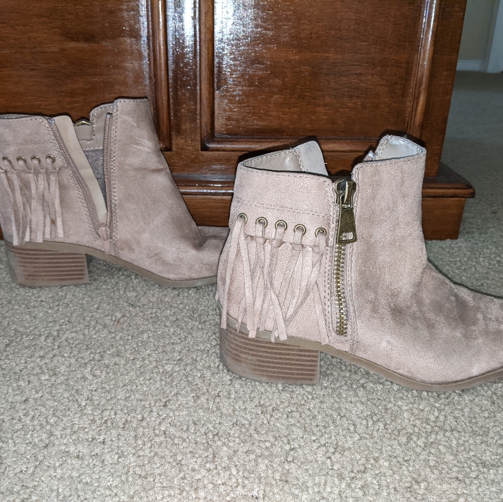 Booties - Picture 3 of 5